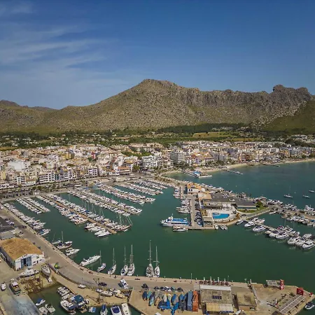 Fonte Villa Port de Pollenca