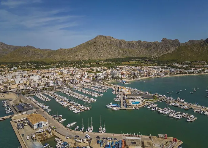 Fonte Nyaraló Port de Pollença